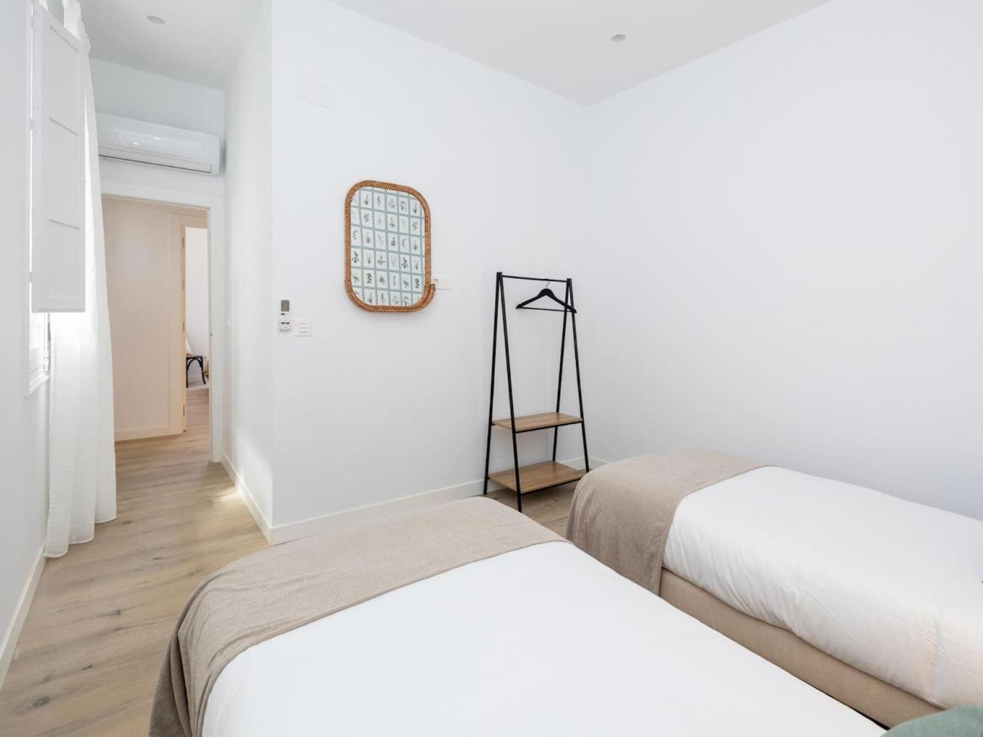 Bright And Elegant Gran Via Apartments غرناطة المظهر الخارجي الصورة
